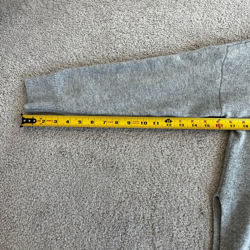 Gray Sweater - Picture 4 of 7